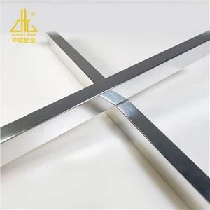 6463 Birtustig fáður sturtuherbergi U Channel Aluminium Profile